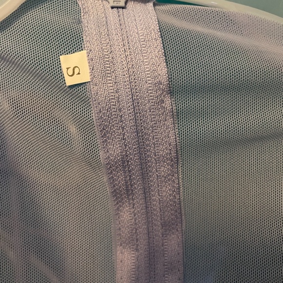 Lilac Corset with Sheer Sleeves and Shoulder Cover Sz S - Picture 3 of 3